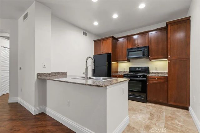 2108 Scholarship, Irvine, CA 92612