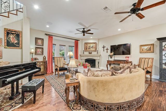 18307 Frankford Lakes Circle, Dallas, TX 75252