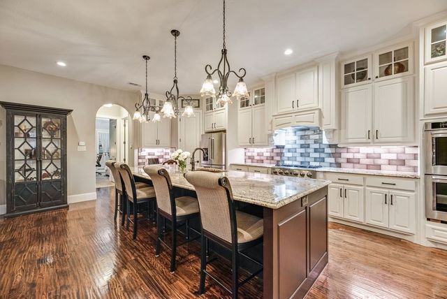 18307 Frankford Lakes Circle, Dallas, TX 75252