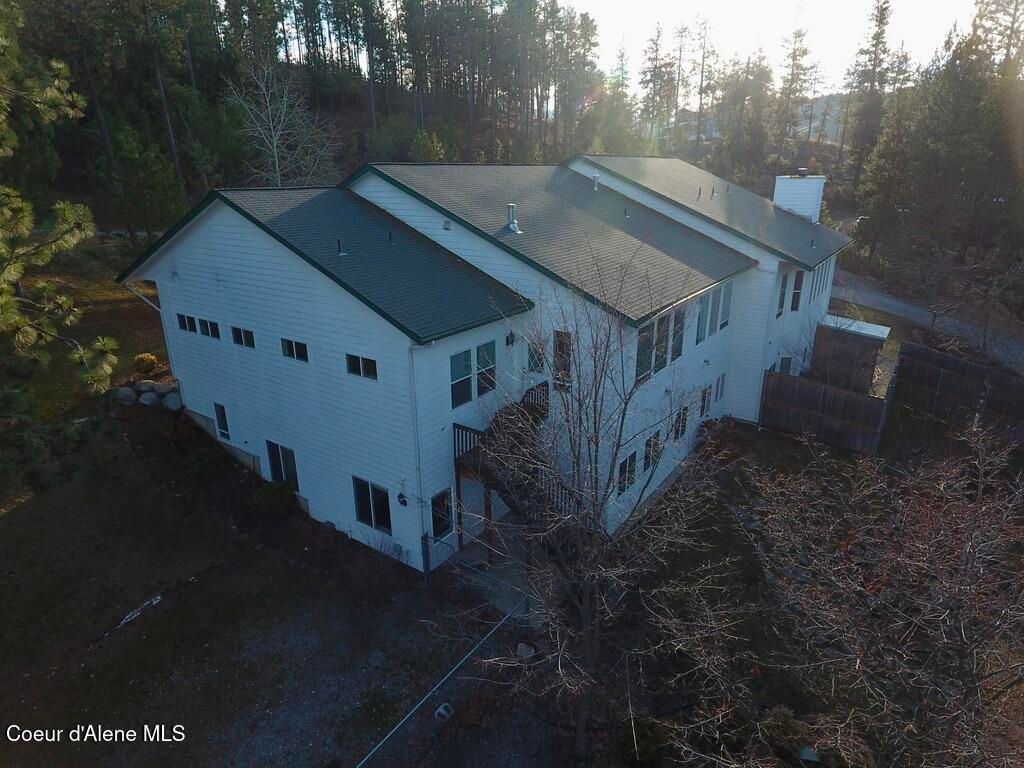 18772 W Riverview DR, Post Falls, ID 83854 photo 2