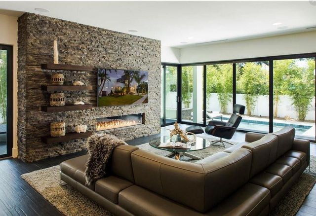 356 BAYVIEW DRIVE NE, St Petersburg, FL 33704