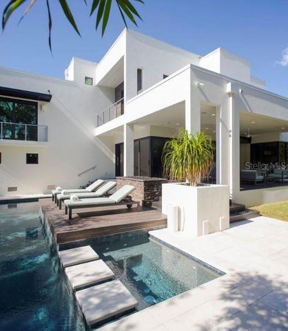 356 BAYVIEW DRIVE NE, St Petersburg, FL 33704