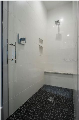 356 BAYVIEW DRIVE NE, St Petersburg, FL 33704