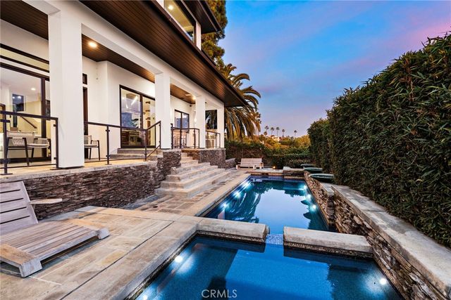 2907 Cliff Drive, Newport Beach, CA 92663
