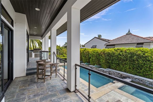 2907 Cliff Drive, Newport Beach, CA 92663