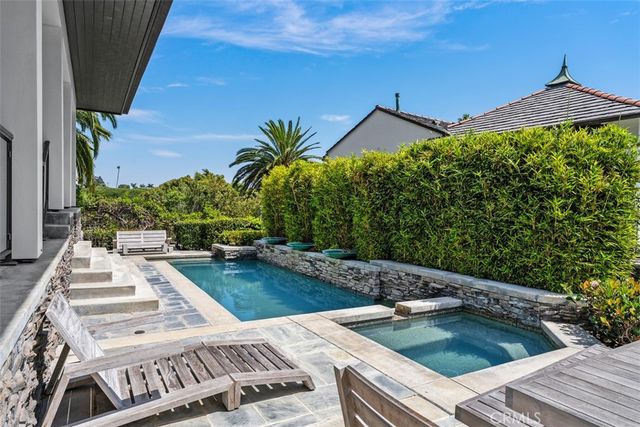 2907 Cliff Drive, Newport Beach, CA 92663