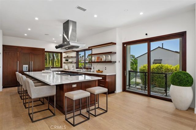 2907 Cliff Drive, Newport Beach, CA 92663