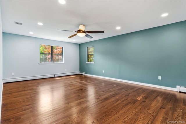 94 Bagatelle Road, Melville, NY 11747