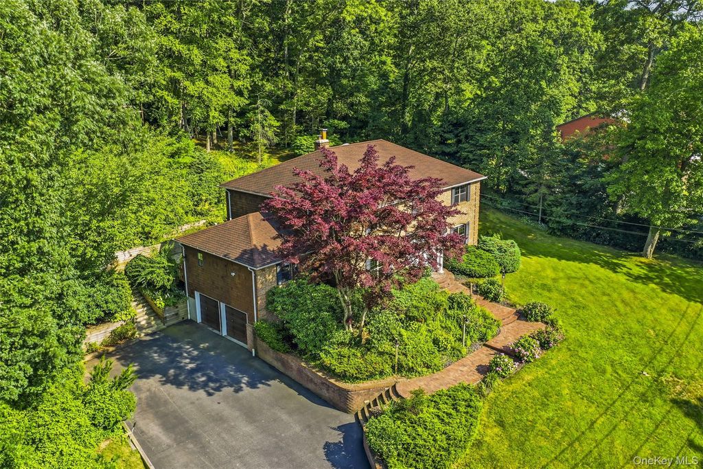 94 Bagatelle Road, Dix Hills, NY 11746 — photo 2