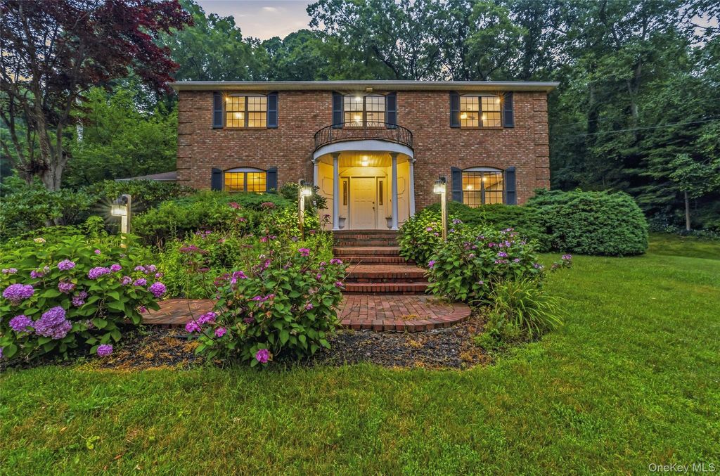 94 Bagatelle Road, Dix Hills, NY 11746 — photo 3