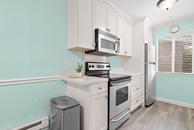 41 Grandview Street 1402, Santa Cruz, CA 95060
