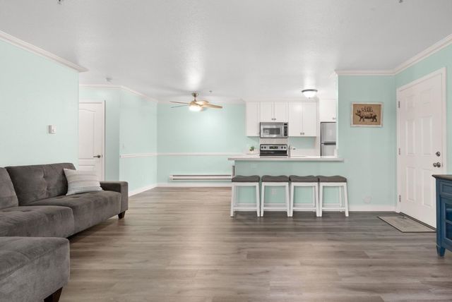 41 Grandview Street 1402, Santa Cruz, CA 95060