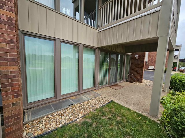 1900 Westchester Rd Apt C, Waterloo, IA 50701