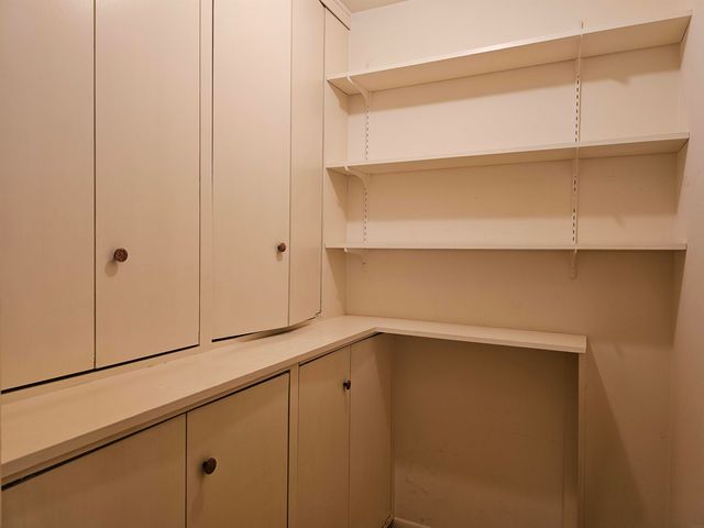 1900 Westchester Rd Apt C, Waterloo, IA 50701