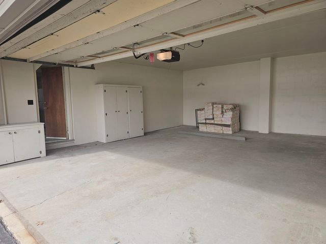 1900 Westchester Rd Apt C, Waterloo, IA 50701