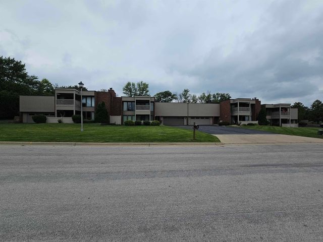 1900 Westchester Rd Apt C, Waterloo, IA 50701