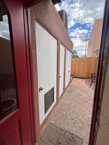 1043 E Don Diego Avenue # E, Santa Fe, NM 87505
