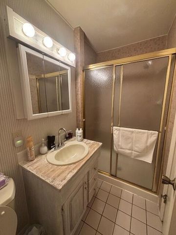 1043 E Don Diego Avenue # E, Santa Fe, NM 87505