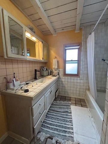 1043 E Don Diego Avenue # E, Santa Fe, NM 87505