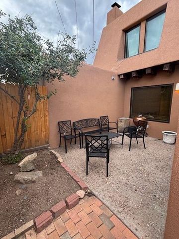 1043 E Don Diego Avenue # E, Santa Fe, NM 87505