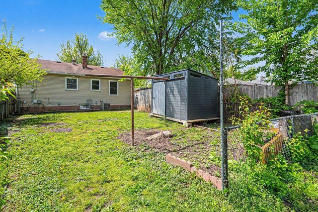 1175 Cook Avenue E, Saint Paul, MN 55106