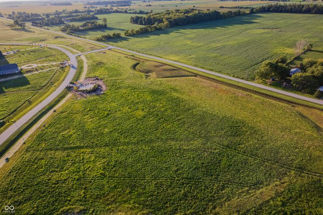 9630 Windy Hills Drive, Zionsville, IN 46077