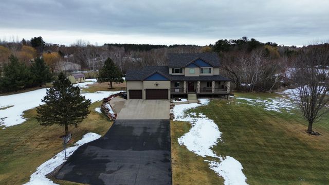 5524 188th Avenue NE, Wyoming, MN 55092