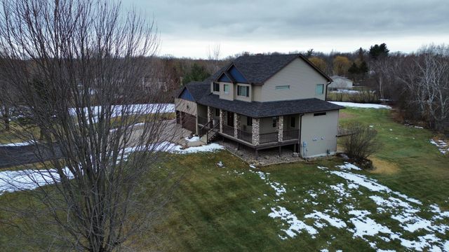 5524 188th Avenue NE, Wyoming, MN 55092