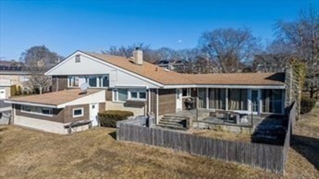 203 Martha St, Fall River, MA 02720