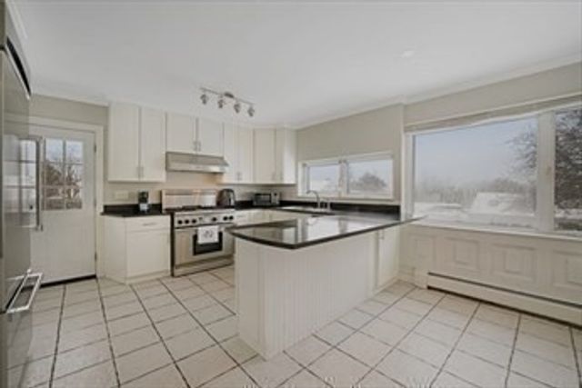 203 Martha St, Fall River, MA 02720