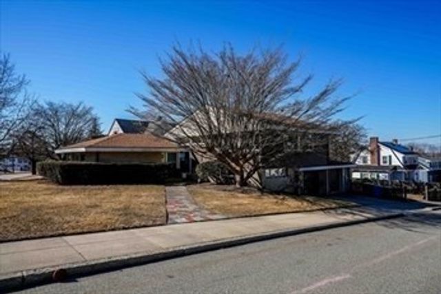 203 Martha St, Fall River, MA 02720