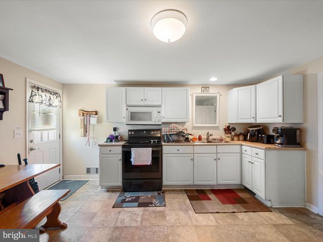 540 MONTICELLO ST, Winchester, VA 22601