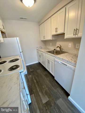 544 GLEN CT, Glen Burnie, MD 21061