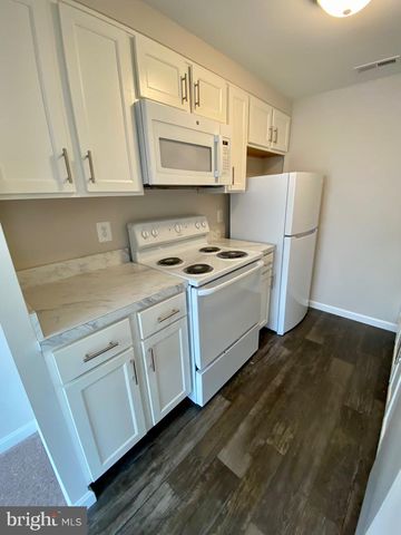 544 GLEN CT, Glen Burnie, MD 21061