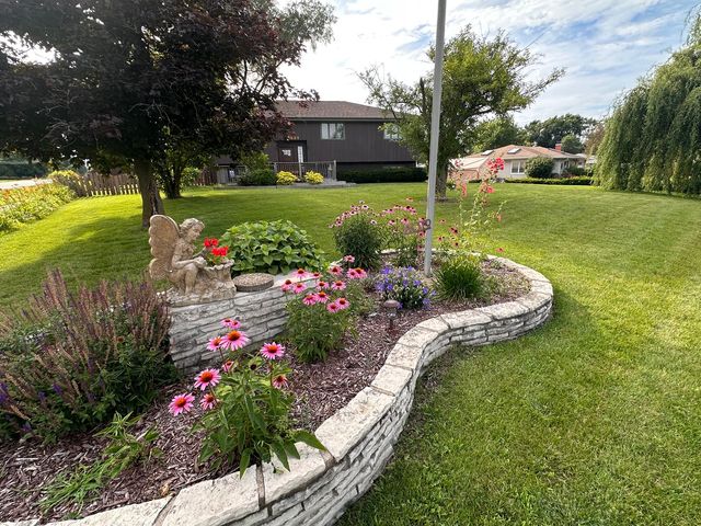 19834 Greenview Avenue, Mokena, IL 60448