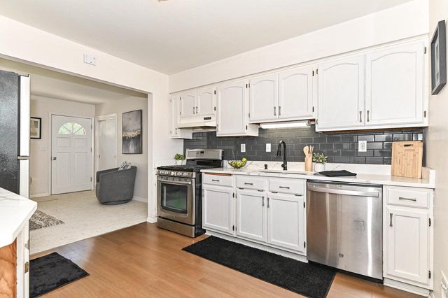 9730 W Keefe AVENUE, Milwaukee, WI 53222