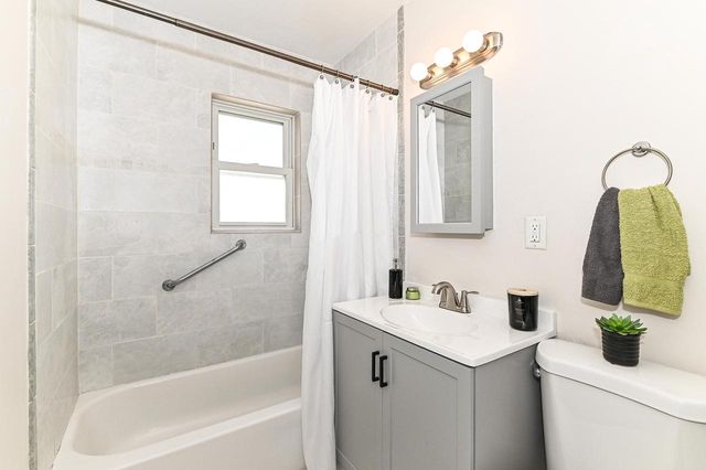 9730 W Keefe AVENUE, Milwaukee, WI 53222