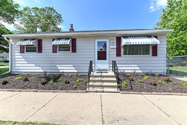 9730 W Keefe AVENUE, Milwaukee, WI 53222