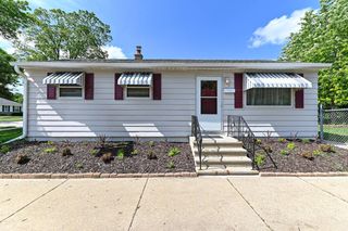 9730 W Keefe AVENUE, Milwaukee, WI 53222