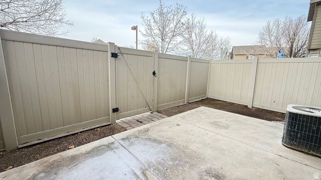 13524 S SKIPPERLING LN, Riverton, UT 84096