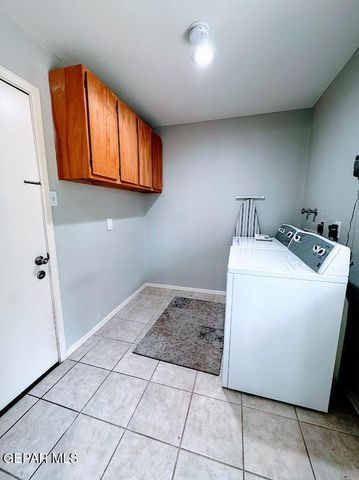 9309 W H Burges Drive, El Paso, TX 79925