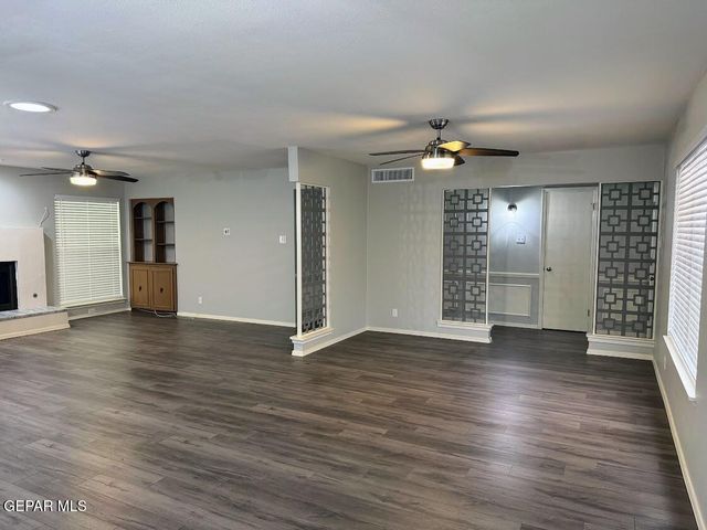 9309 W H Burges Drive, El Paso, TX 79925