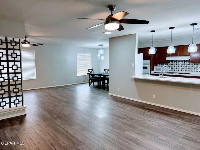 9309 W H Burges Drive, El Paso, TX 79925