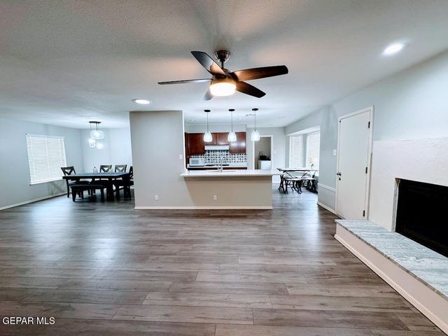 9309 W H Burges Drive, El Paso, TX 79925