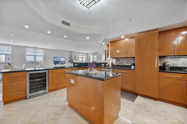 615 Bayshore Drive 603, Fort Lauderdale, FL 33304