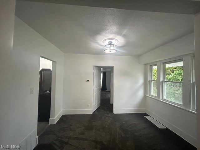 1225 Murray Avenue, Akron, OH 44310