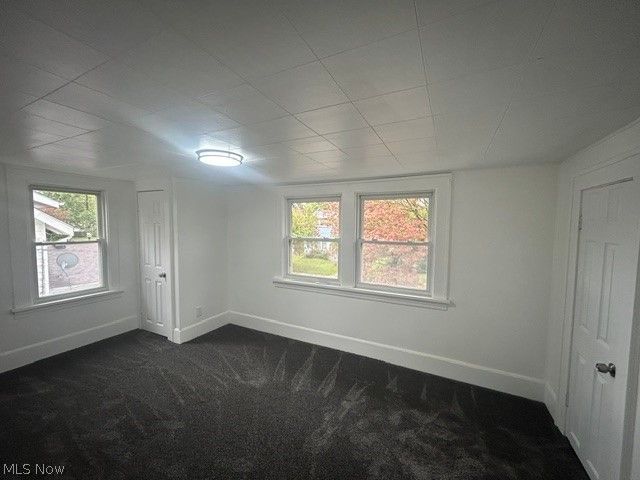 1225 Murray Avenue, Akron, OH 44310