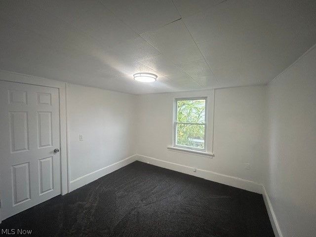 1225 Murray Avenue, Akron, OH 44310