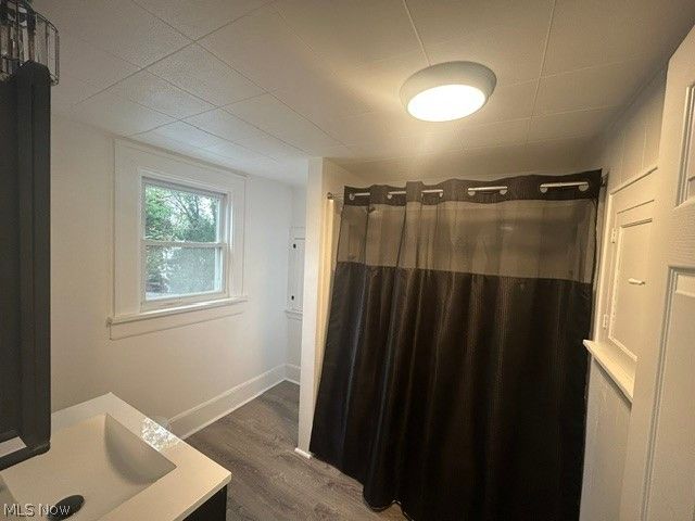 1225 Murray Avenue, Akron, OH 44310