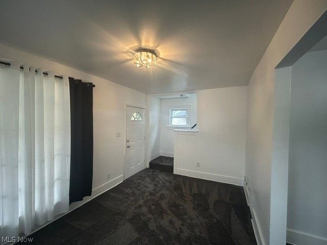 1225 Murray Avenue, Akron, OH 44310